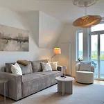 Hyggeliving - Neu - Luxus - - Bergblick - 3 Balkone - Parken - 100qm Apartment