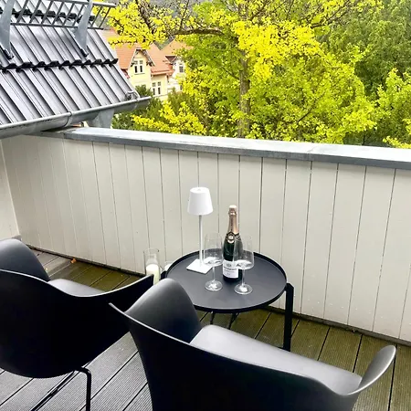 Hyggeliving - Neu - Luxus - - Bergblick - 3 Balkone - Parken - 100qm Apartment *